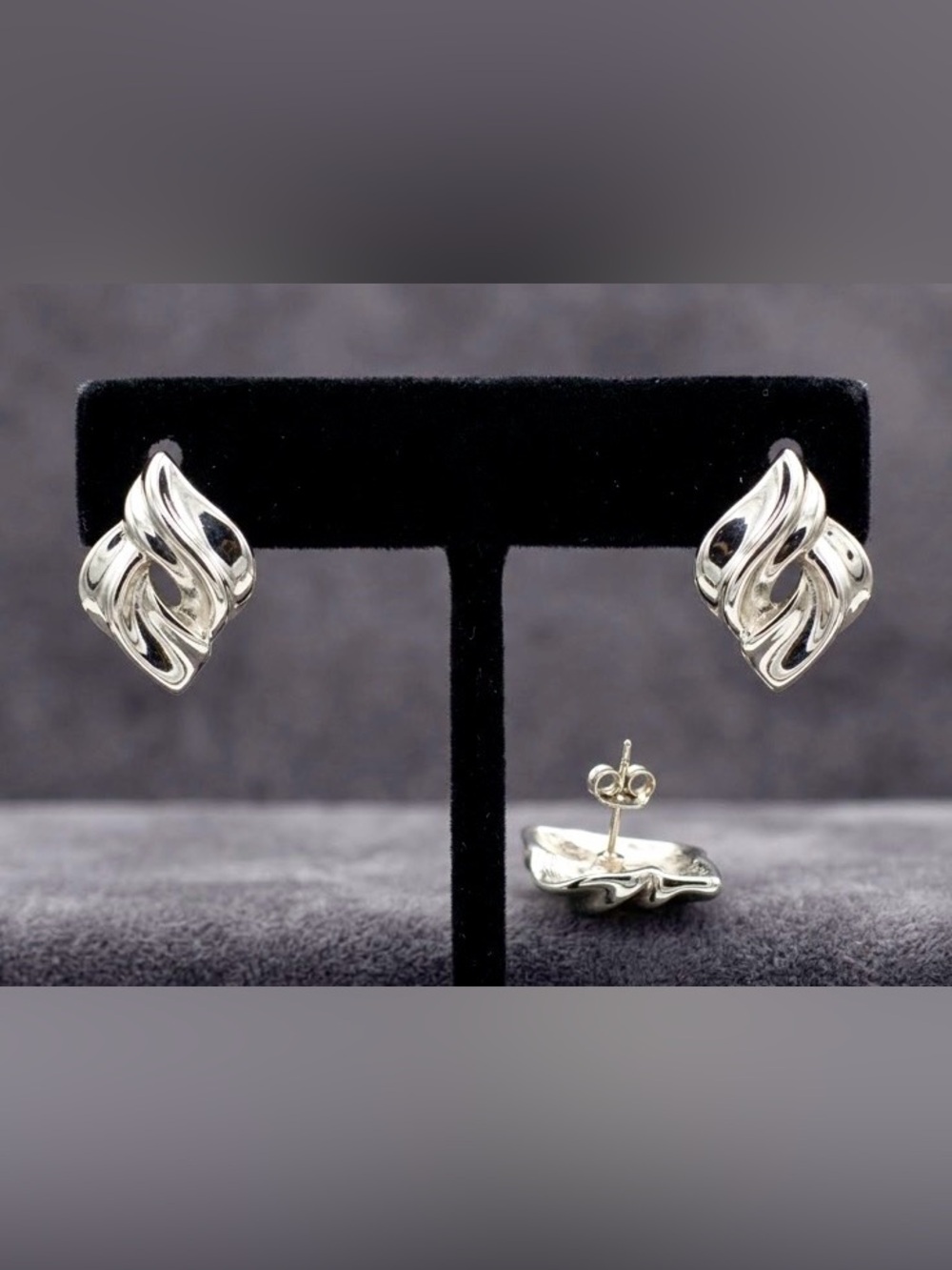 Vintage Monet Stud Pierced Wave Swirl Design Silver 70s Puffy Style #104